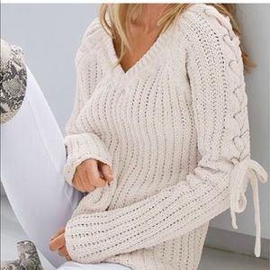 Ivory Chunky Knit V-Neck Sweater with Lace-Up Sleeves